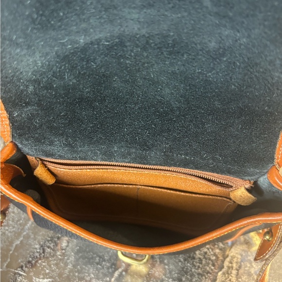 Dooney & Bourke Vintage Over & Under Tack Equestrian Saddle Bag - Picture 3 of 6